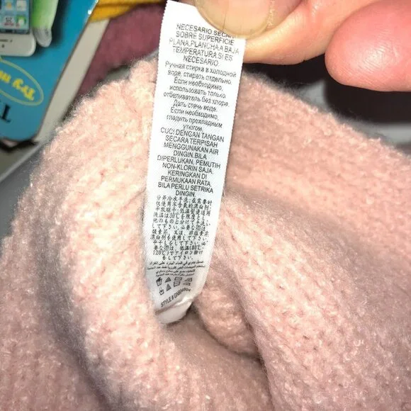 BCBGeneration Scarf & Hat Set Pink Blush‎ NWT OSFM - Picture 4 of 8